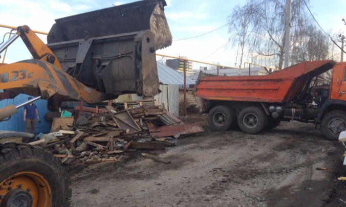 Вывоз строительного мусора Камаз 10 тонн в Томске